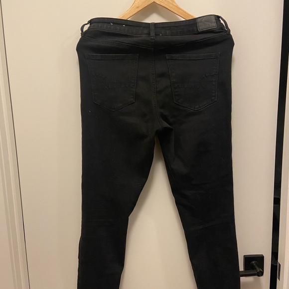 American Eagle Ripped Jegging - Picture 5 of 5